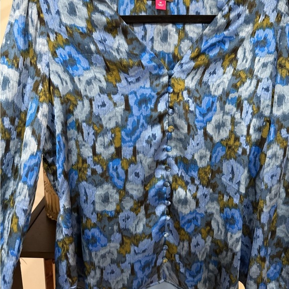 Vince Camuto Blue and Green Button Down Shirt size medium - Picture 4 of 9